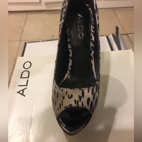 ALDO animal print platform stilettos - Picture 3 of 3